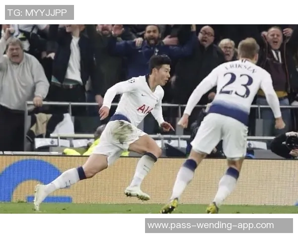 李毅与天下足球的激情碰撞解析足球背后的故事与热爱